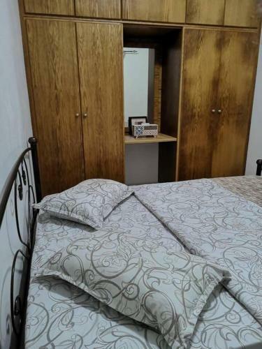 Apartamento Poets Apertment In Armeos Masouri