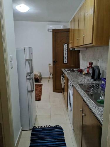 Apartamento Poets Apertment In Armeos Masouri