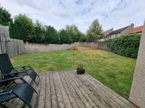 Villa Spacious 4-bed Townhouse Near Edinburgh