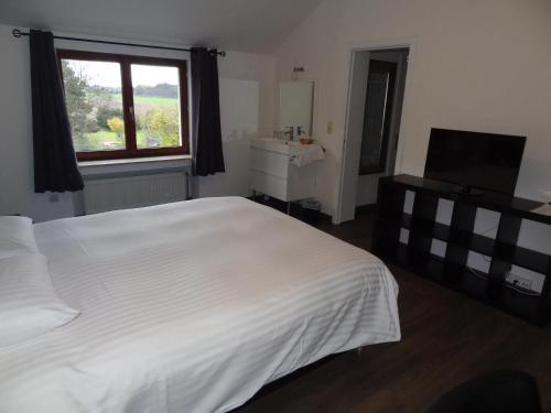 Hostal Guesthouse Les Tilleuls