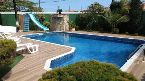 Posada Pousada Villa Virg�nia Guaruj�