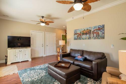 The Sassy Seahorse By Oak Island Accommodations