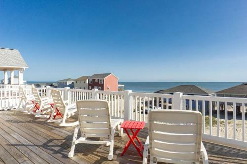 The Treasure Chest By Oak Island Accommodations
