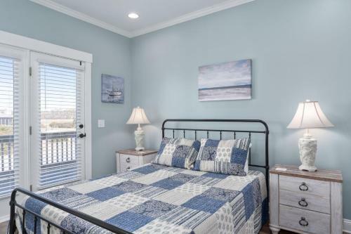 The Treasure Chest By Oak Island Accommodations