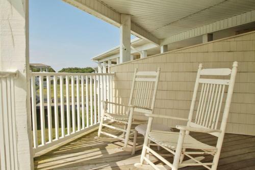 The Palms At Long Bay By Oak Island Accommodations