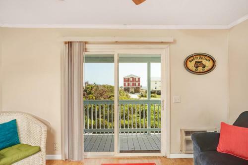 Apartamento The Hideaway By Oak Island Accommodations
