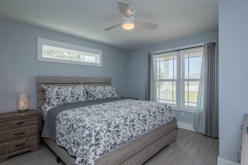 Sweet Sunshine By Oak Island Accommodations