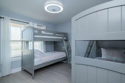 Sweet Sunshine By Oak Island Accommodations