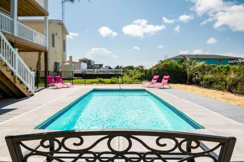 Sweet Sunshine By Oak Island Accommodations