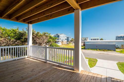 Sweet Sunshine By Oak Island Accommodations