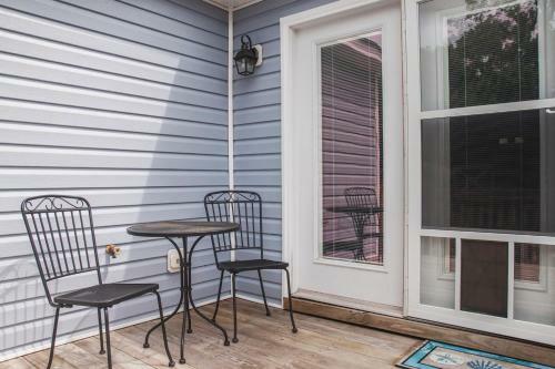 The Gypsy Rose By Oak Island Accommodations