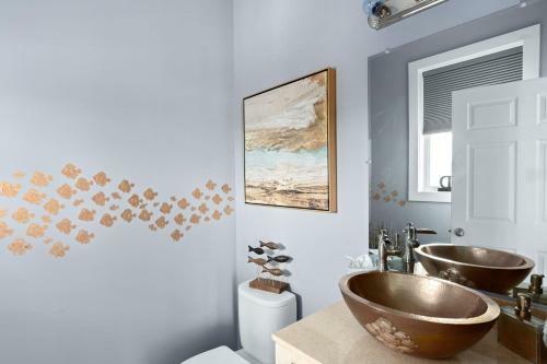 Kings Lynn Inn By Oak Island Accommodations