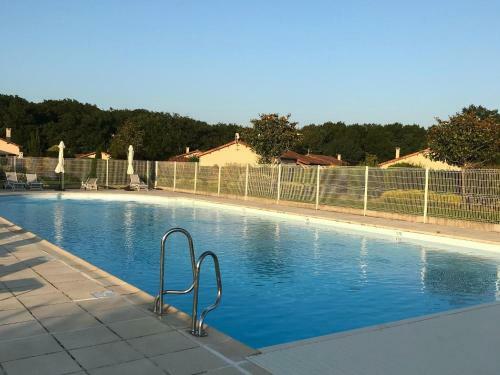 Spacious Holiday Home In Les Forges With Swimming Pool