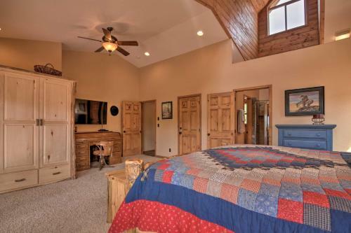 Duck Creek Village Chalet With Fire Pit And Decks