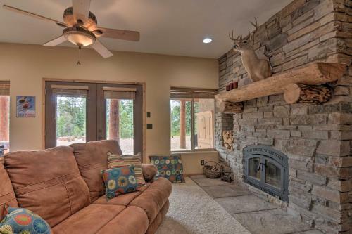 Duck Creek Village Chalet With Fire Pit And Decks