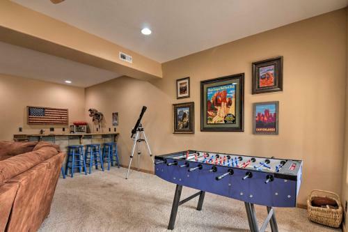 Duck Creek Village Chalet With Fire Pit And Decks
