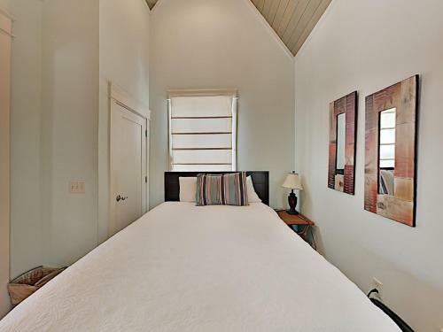 Seabourn By Southern Vacation Rentals