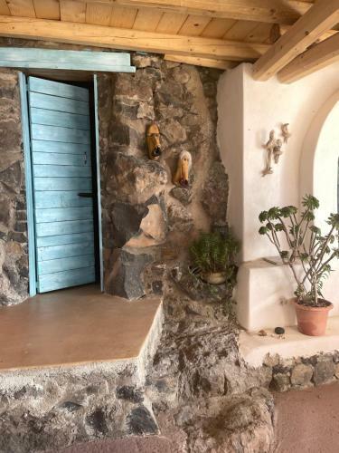Casa Gianni Alicudi
