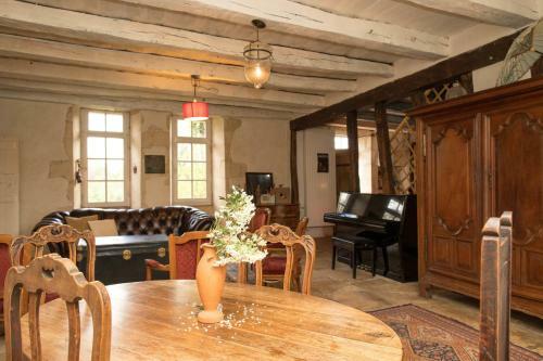 Maison De Maitre Ancien Logis Du Xviie