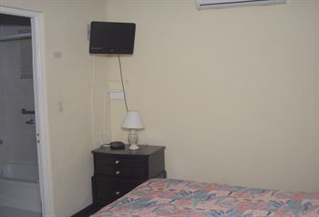 Hotel Coral Harbour Beach House & Villas