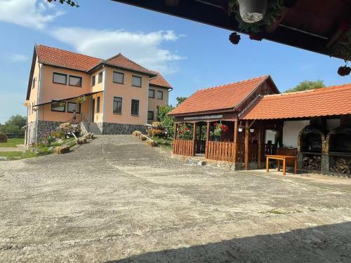 Hostal Pensiunea Ducu
