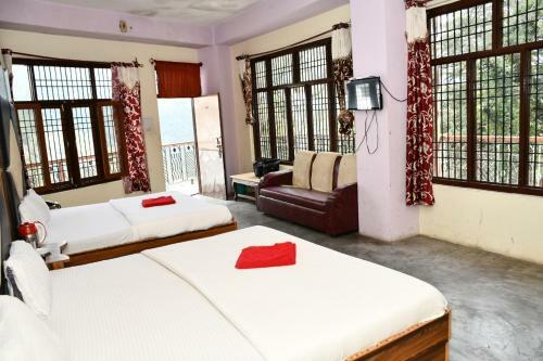 Hotel Himalyan Paradise