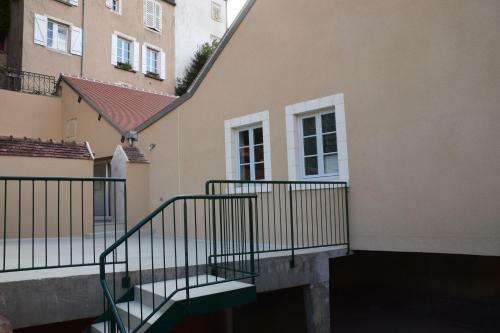 G�te Fassardy