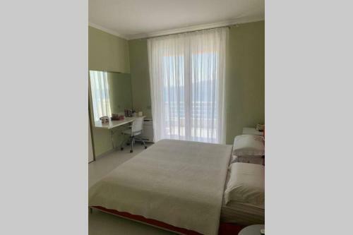 Stunning Apartment, Stunning Views, All Comfort