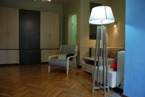 Cozy Apartment On Chitadze Street