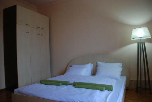 Cozy Apartment On Chitadze Street