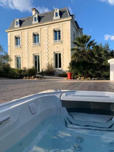 Bed & Breakfast Ch�teau Oll� Laprune