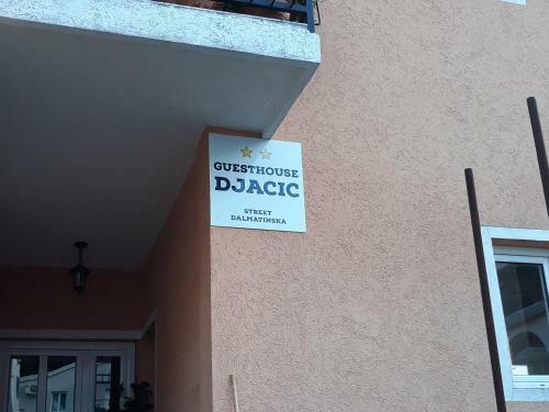 Hostal Guesthouse Djacic