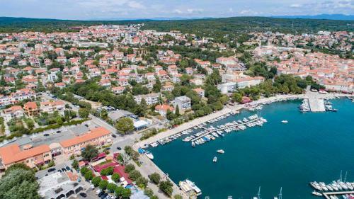 Apartment In Krk - Insel Krk 40649