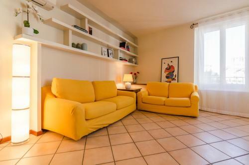 Apartamento Flat 13: Elegante E Luminoso Con Terrazzo Privato