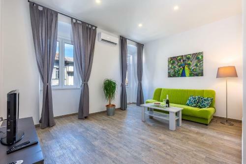 Apartamentos Phanas