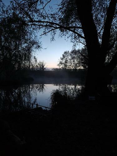 Rum Bridge 'hazels' Pet Friendly Glamping Pod