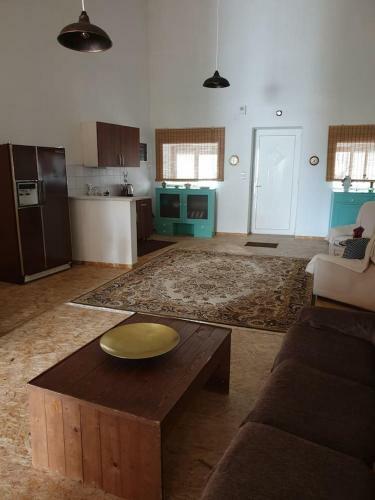 Renovated Traditional House In Evia, Greece