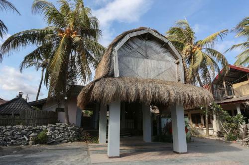 Collection O 1651 Purnama Beach Hotel