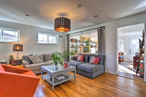 Spacious Denver Home With Backyard 6 Mi To Dtwn!