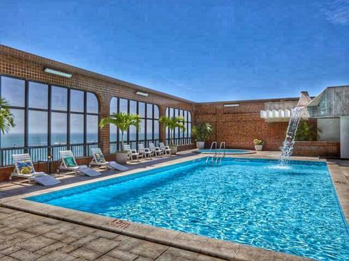 Apartamento De 2 Quartos De Frente Para O Mar
