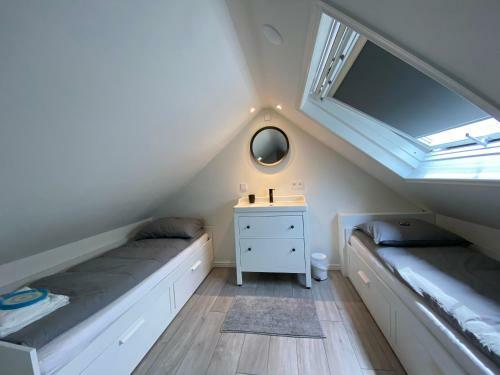 Cozy Beach Cottage - 500m From Beach-north Sea