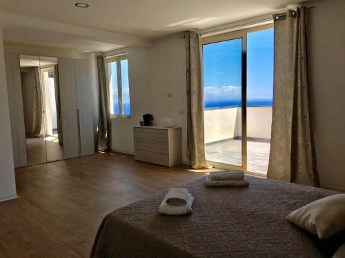 Bed & Breakfast Luxury Suite Terrazze E Vista Mare
