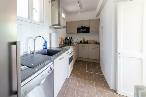 Villa Maison Avec Piscine - Proche Avignon - Wifi Gratuit
