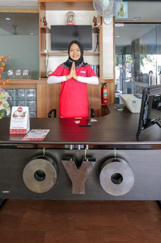 Hotel Oyo 734 Tuban Torres Accomodation