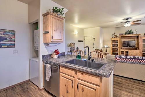 Apartamento Show Low Condo With Private Balcony And Views!
