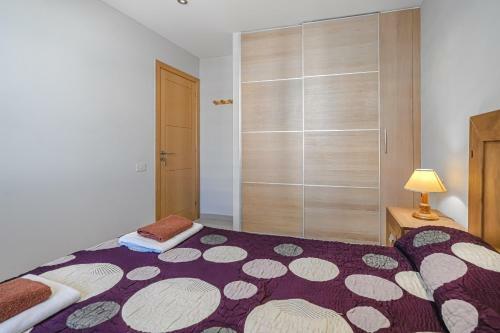 Optimist, Apartament Las Americas