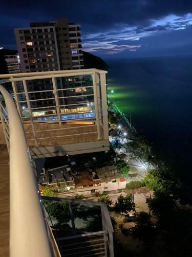 Hermoso Apartamento Frente Al Mar