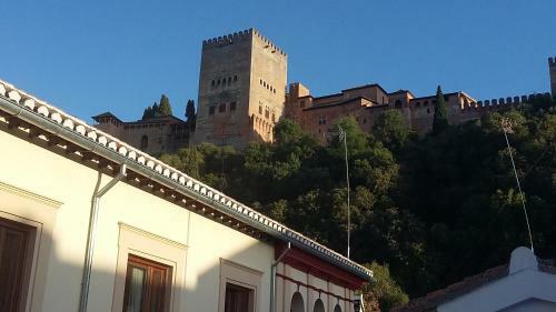 Apartamento Frente A La Alhambra