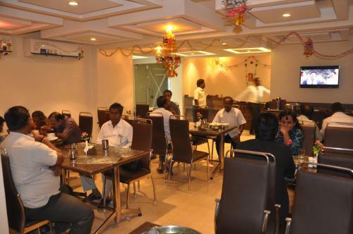 Hotel Sms Grand Inn