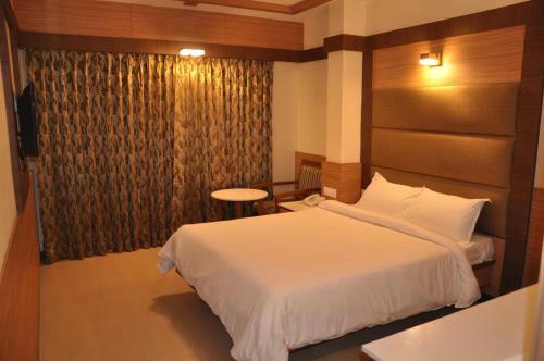 Hotel Sms Grand Inn